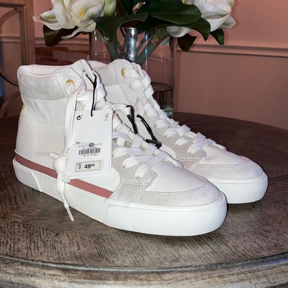 Zara Hi-Top Sneakers - Picture 4 of 9